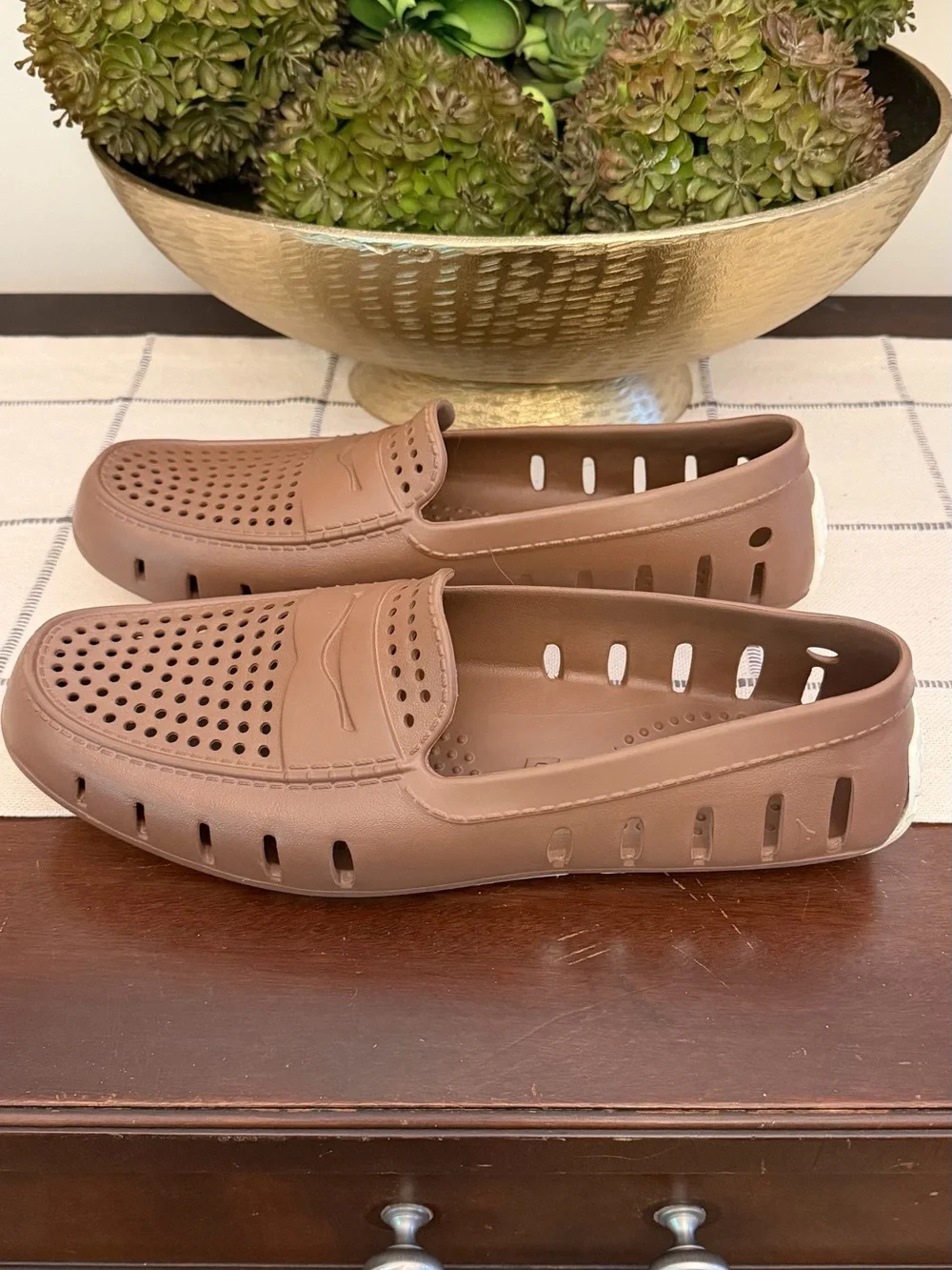 FLOAFERS Men’s Size 13 Brown Slip-On Water Shoes EUC Beach Boating Vacay Resort